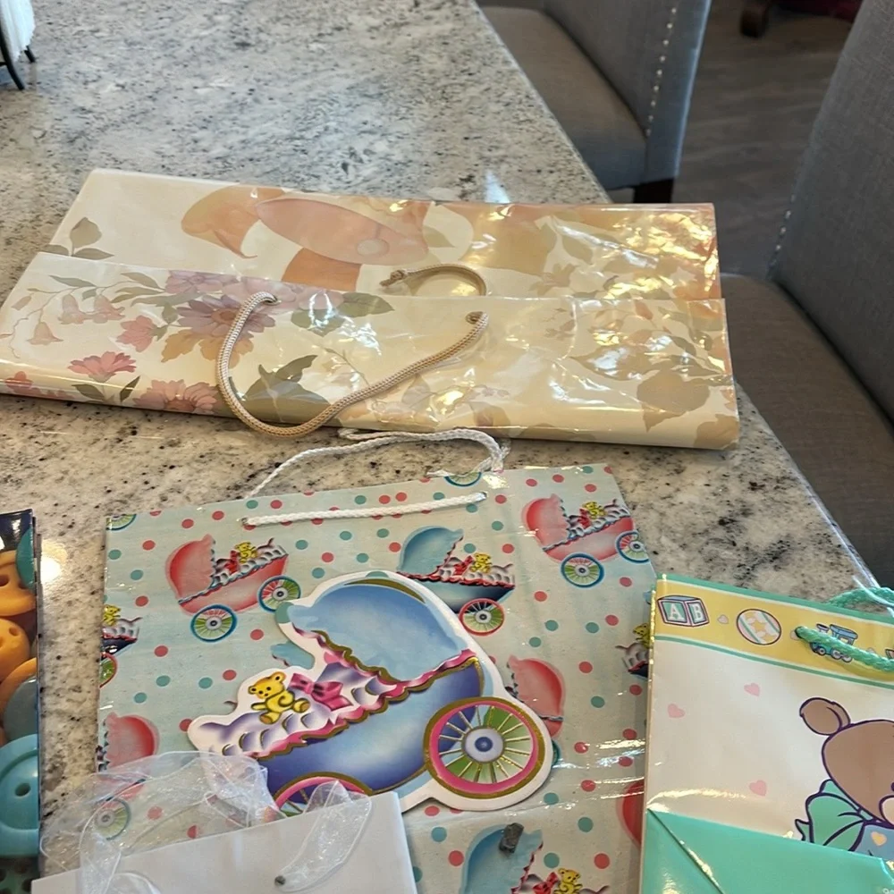 large lot - gift/treat bags - 30+ bags assorted sizes and occasions